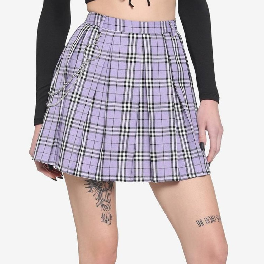 Hot Topic Purple Lavender Pleated Chain Skirt L School Girl Academia Punk Goth